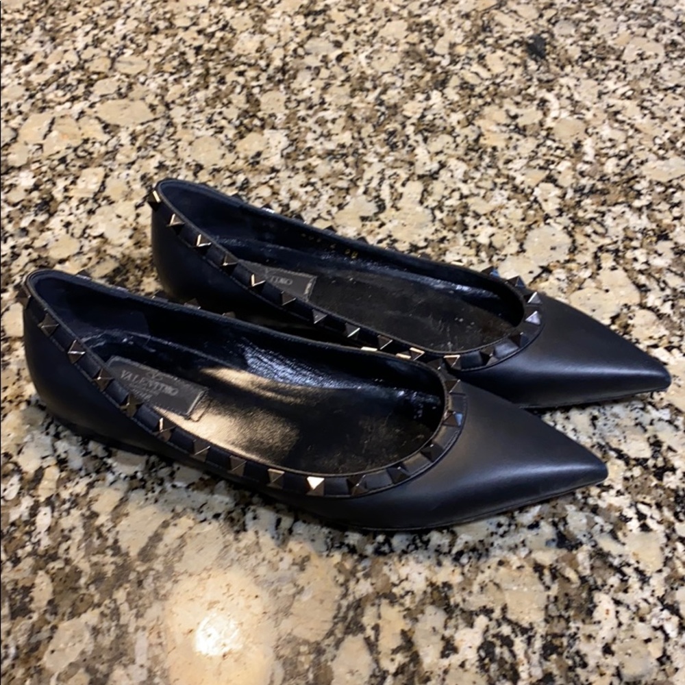 Valentino Noir Flats